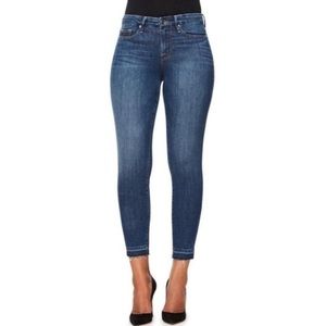 Good American Good Legs Skinny Jeans Raw Hem Size 0 / 25